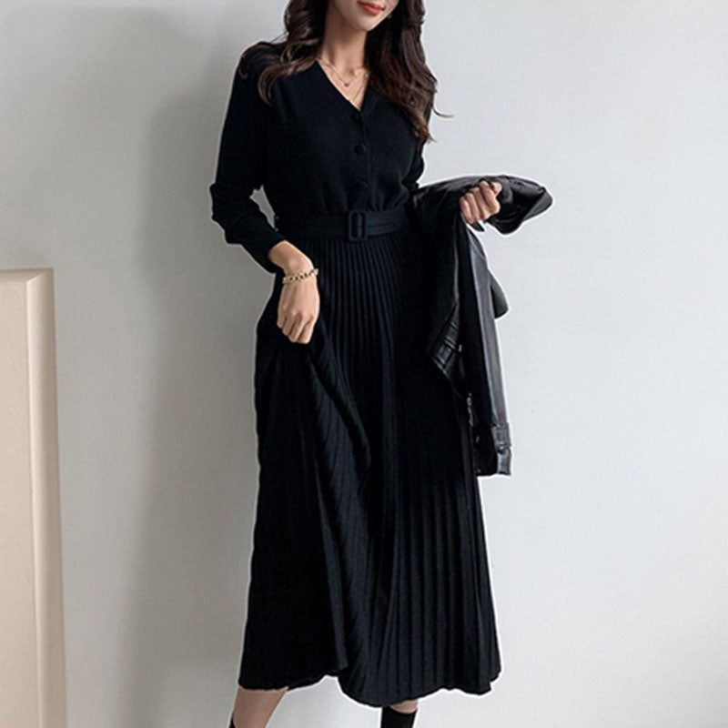 Damen Strickkleid in Midi Länge mit Falten | Gürtel