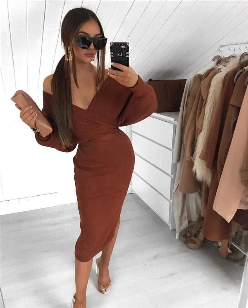 Damen Strick Midikleid | V-Ausschnitt