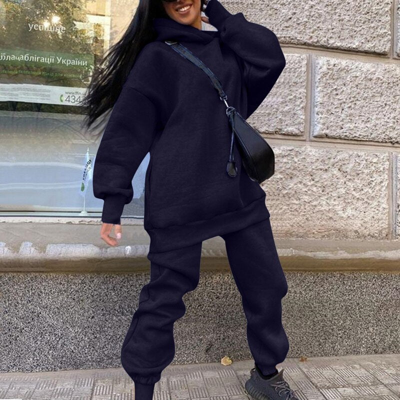 Damen Oversized Kapuzenpulli und Jogginghose | Zweiteiler