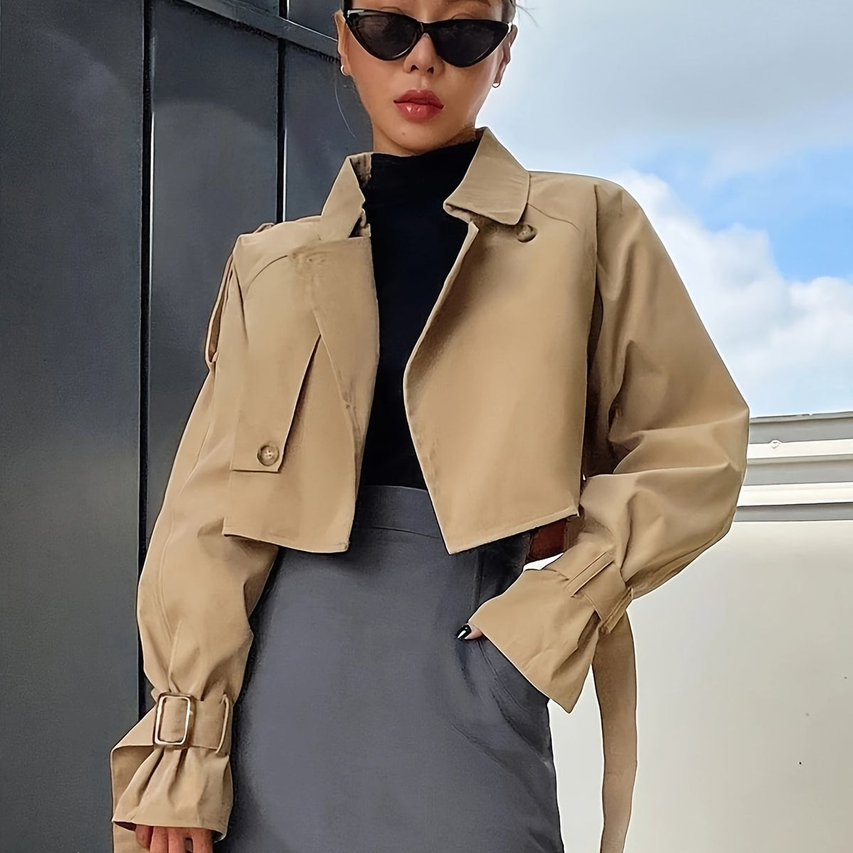 Damen Kurzer Trenchcoat | Ärmelgürtel
